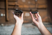 Naložite sliko v pregledovalnik galerije, DENARNICA Z RFID ZAŠČITO